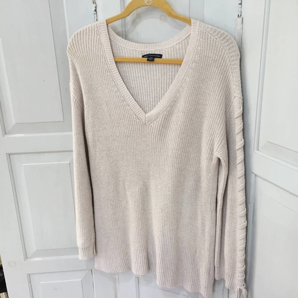 American Eagle Pullover Sweater - Picture 6 of 16